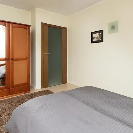 Apartment Piastowska Jelitkowo By Renters *